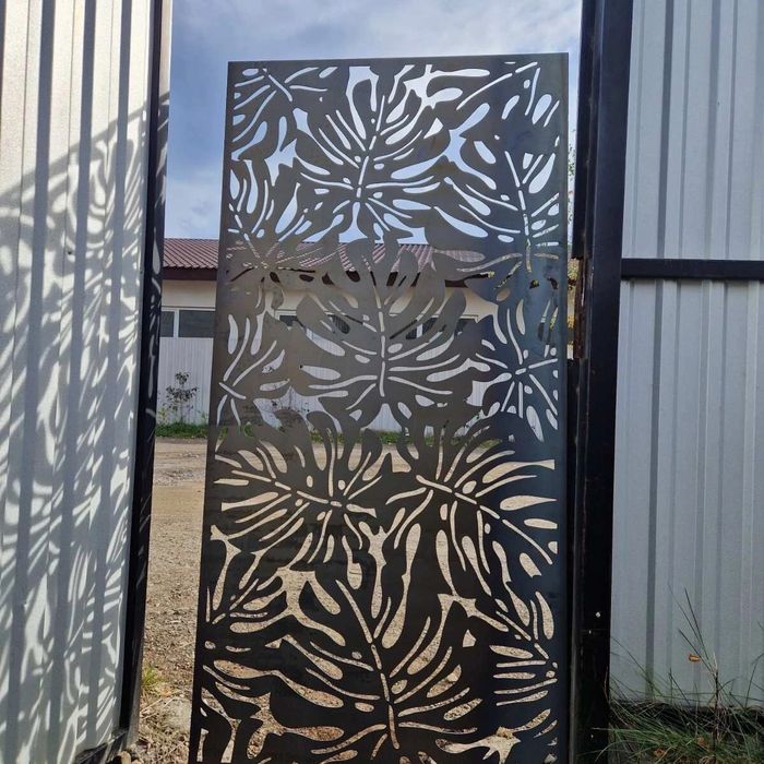 Декоративні металеві вставки для воріт та огорожі Лазерна різка металу