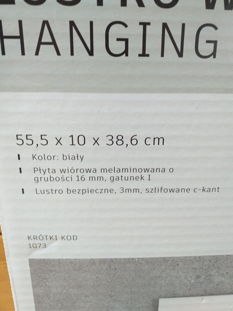 Lusterko z półka