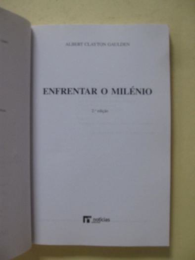 Enfrentar o Milénio de Albert Clayton Gaulden