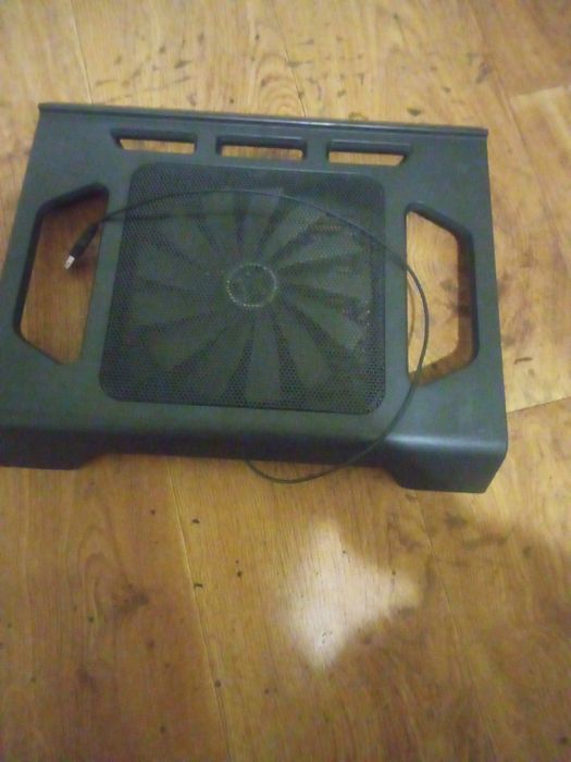 Панель охолодження ноутбука