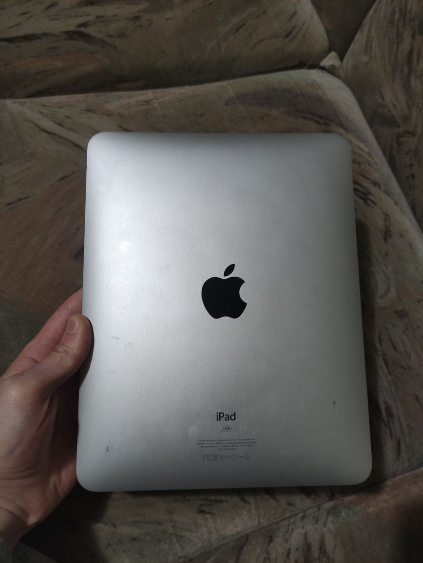 iPad 32GB Model A1219