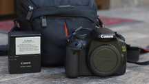 Canon 550d body 33 212 Кадрів  дзеркальний фотоапарат