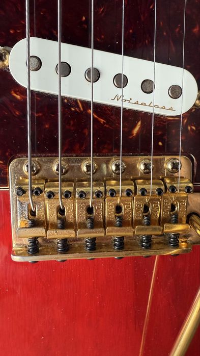 Fender Deluxe Player's Stratocaster Crimson Red