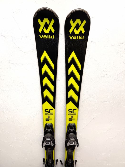 Narty slalomowe Volkl Racetiger SC 153 cm