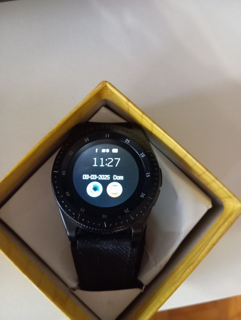 Smartwatch COMO NOVO