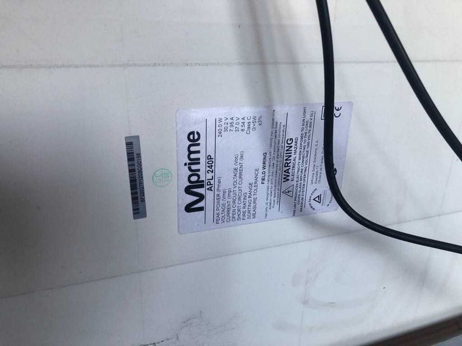 PAINÉIS SOLARES FOTOVOLTAICOS - 18 PAINÉIS SEM USO: 4,32 KW+TRIÂNGULOS