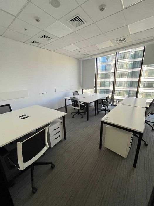 Мебльований офіс в БЦ преміум-класу, метро Звіринецька