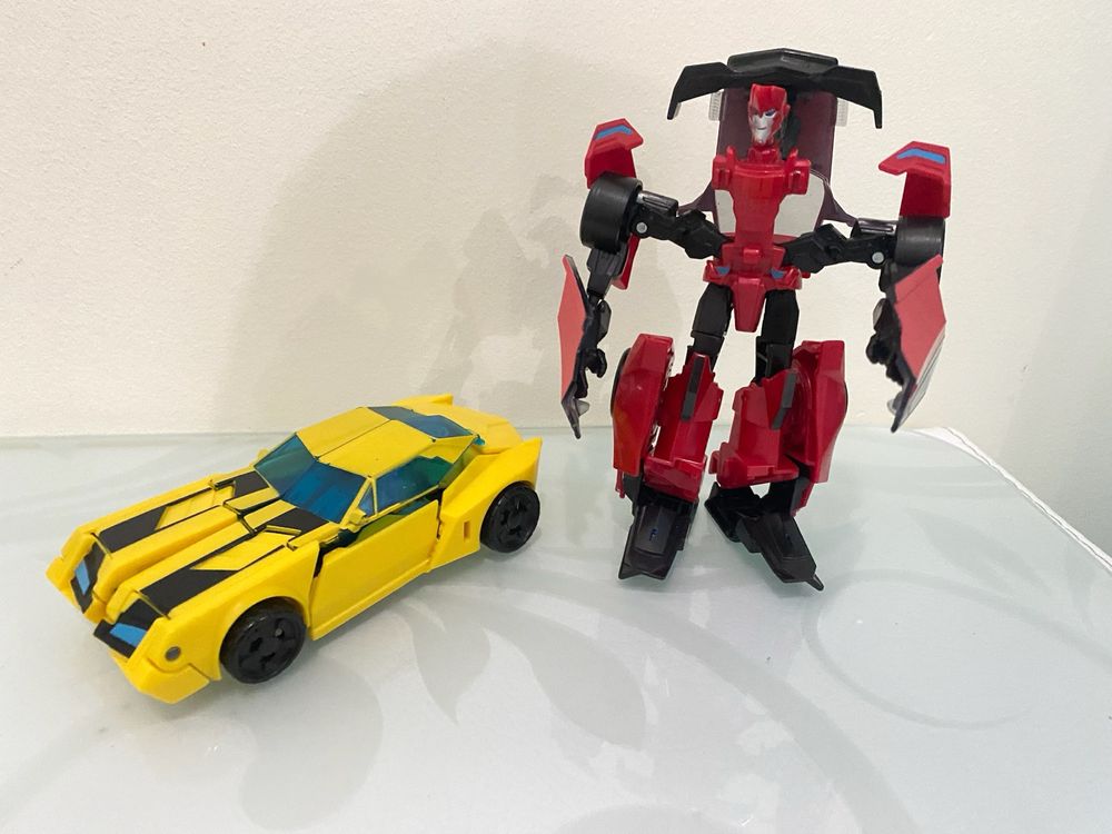 Трансформер Бамблбі Bumblebee
