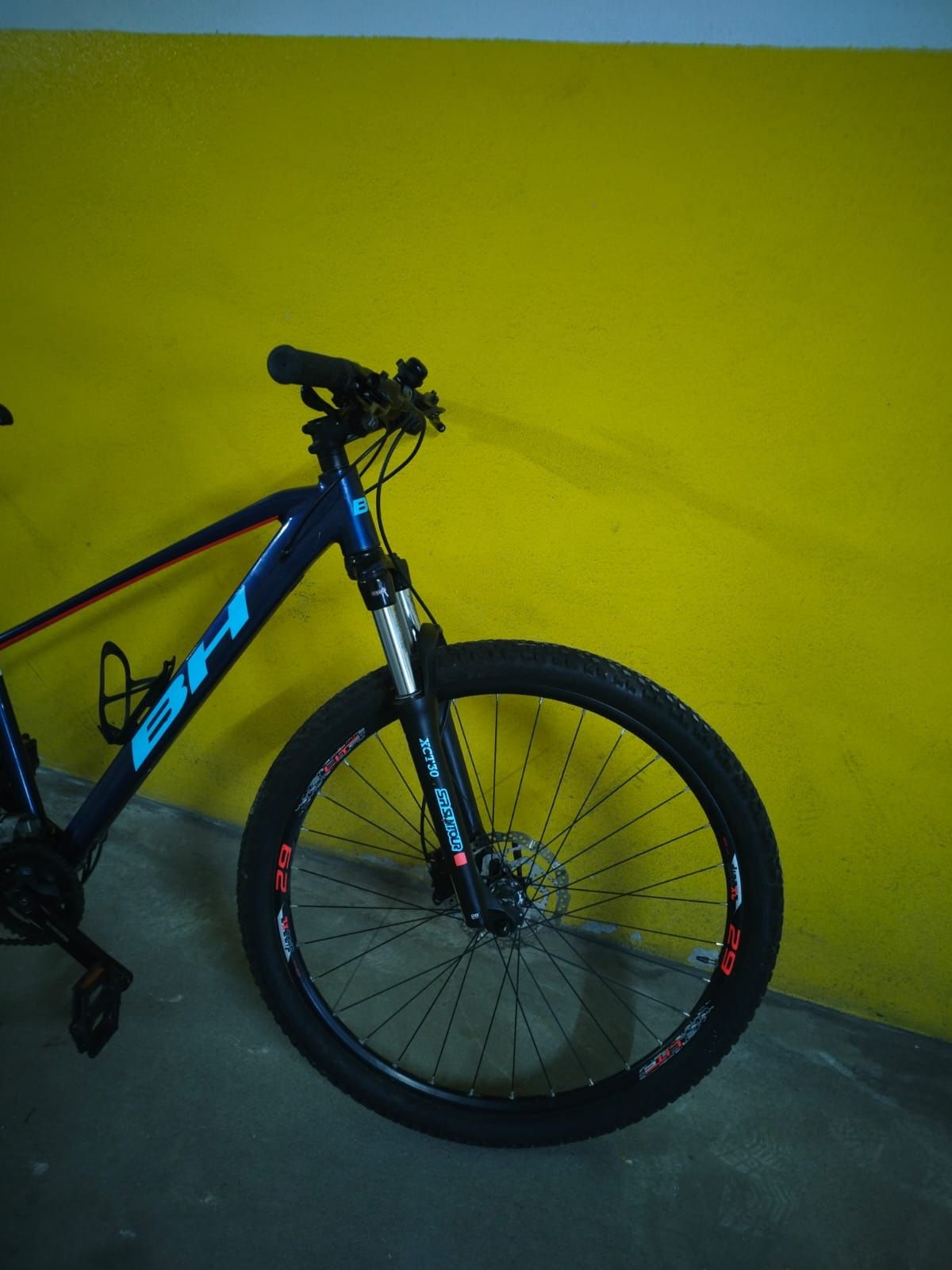 bicicleta bh spike 29 sh altus 16v xct