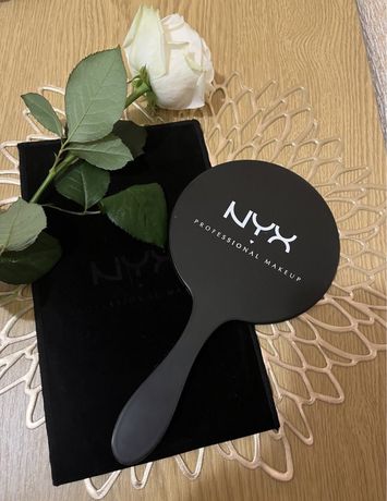 NYX професійне дзеркало для створення макіяжу / 100% ориг