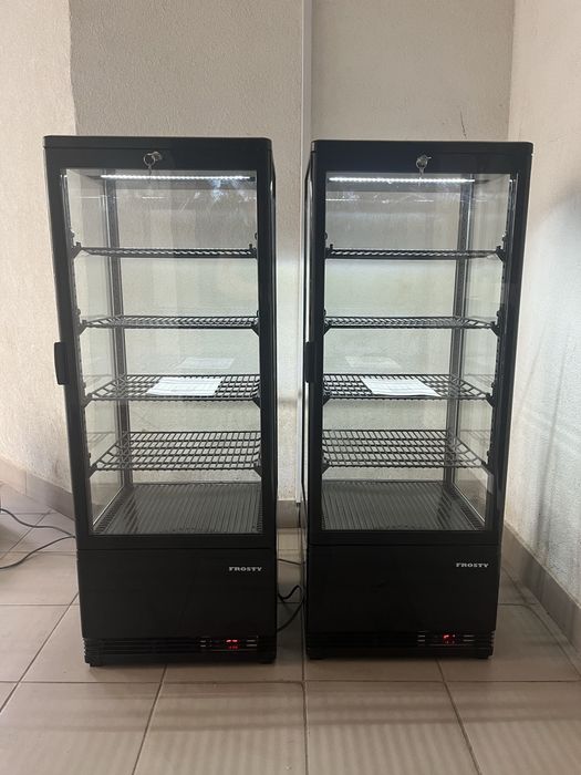 Холодильна Вітрина Обʼєм 98 літрів Frosty Італія