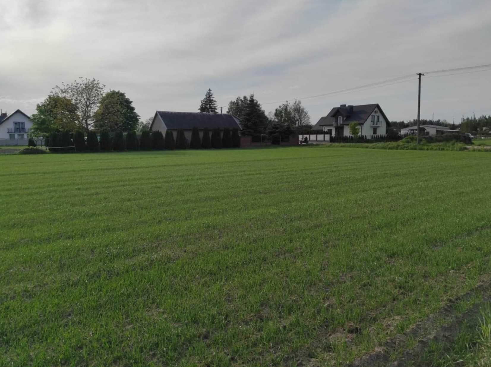 Sprzedam ziemie rolno budowlaną o pow. 2 hektarów