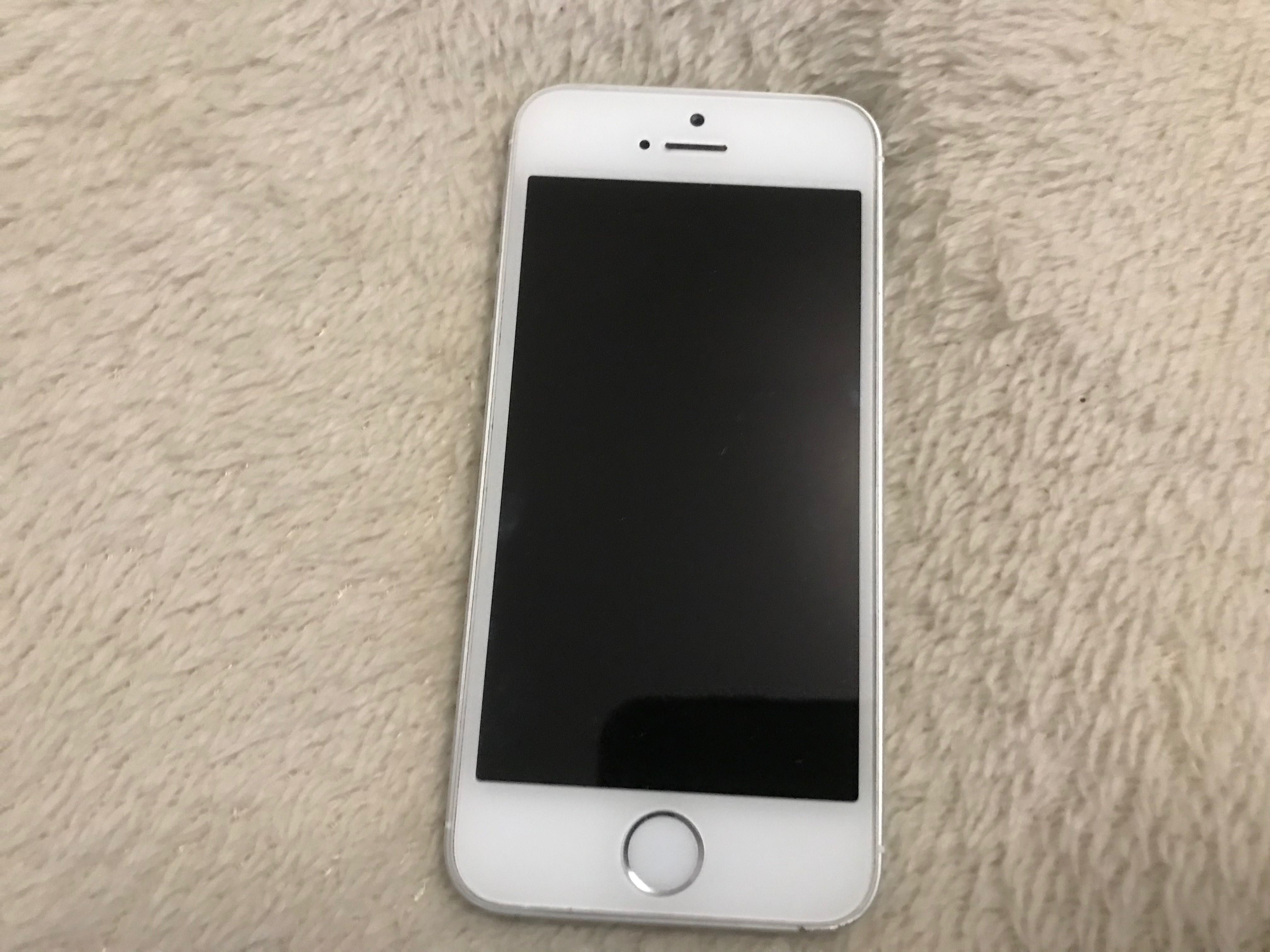 Apple iPhone SE 32GB Silver 2016