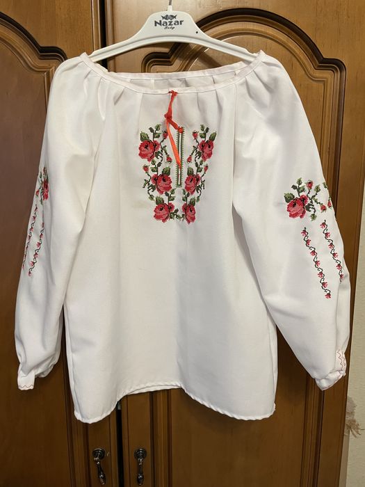 Вишиванка на дівчинку