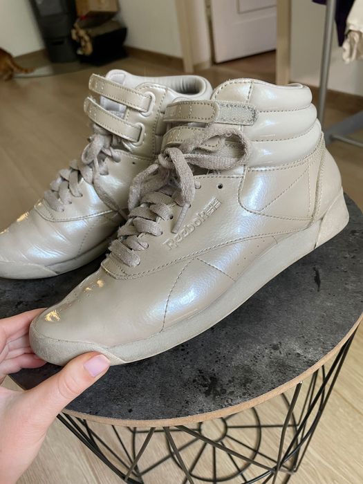 Класні перламутрові Reebook 37р.