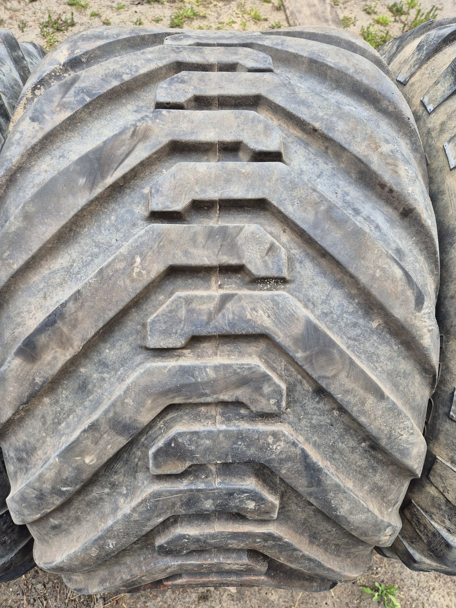 Opony 400/60-15.5  400/60r15.5