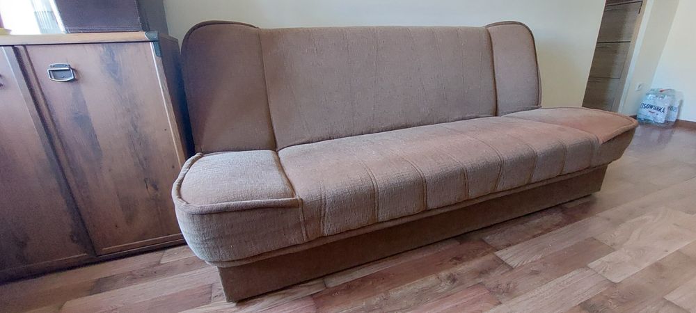 Oddam wersalke za darmo