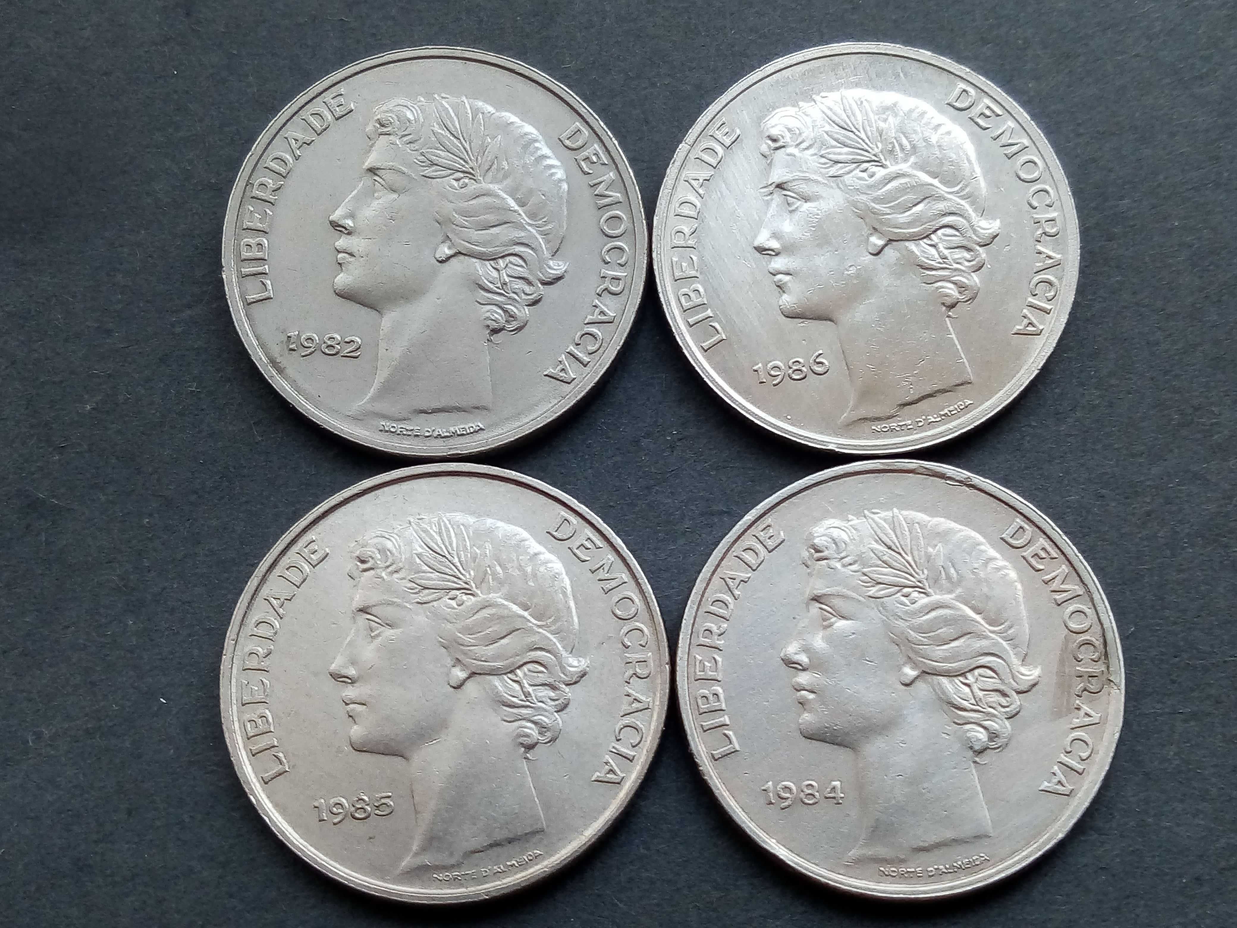 coleção de moedas de 25$00 de 1977 a 1986 belas