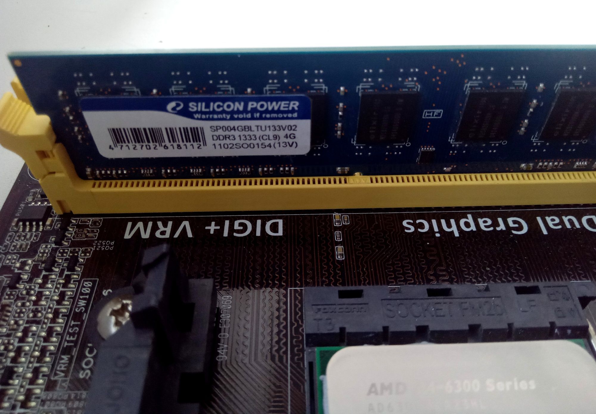Продам комплект AMD FM2+ (м/п ASUS A58M-K , проц. A4-6300, DDR3 4Gb)