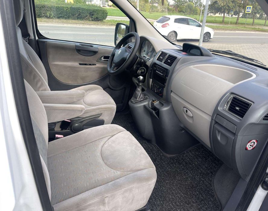 Peugeot Expert 2011