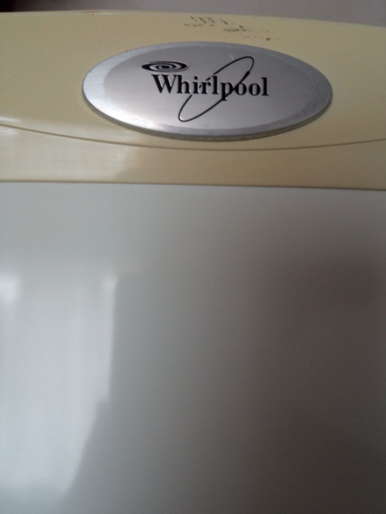 Холодильник Whirlpool No Frost