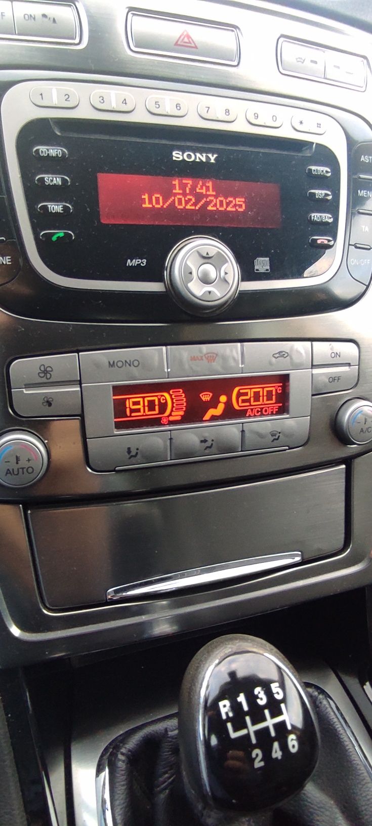 Ford Mondeo Titanium