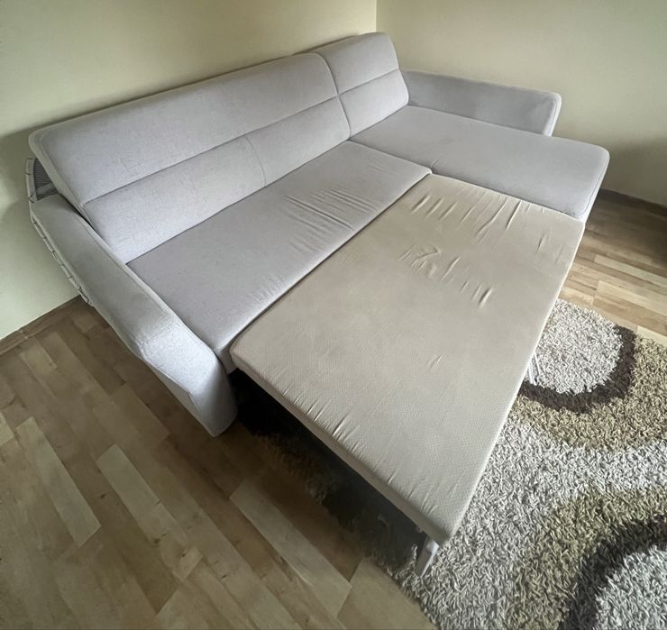 Sofa naroznik z funkcją spania
