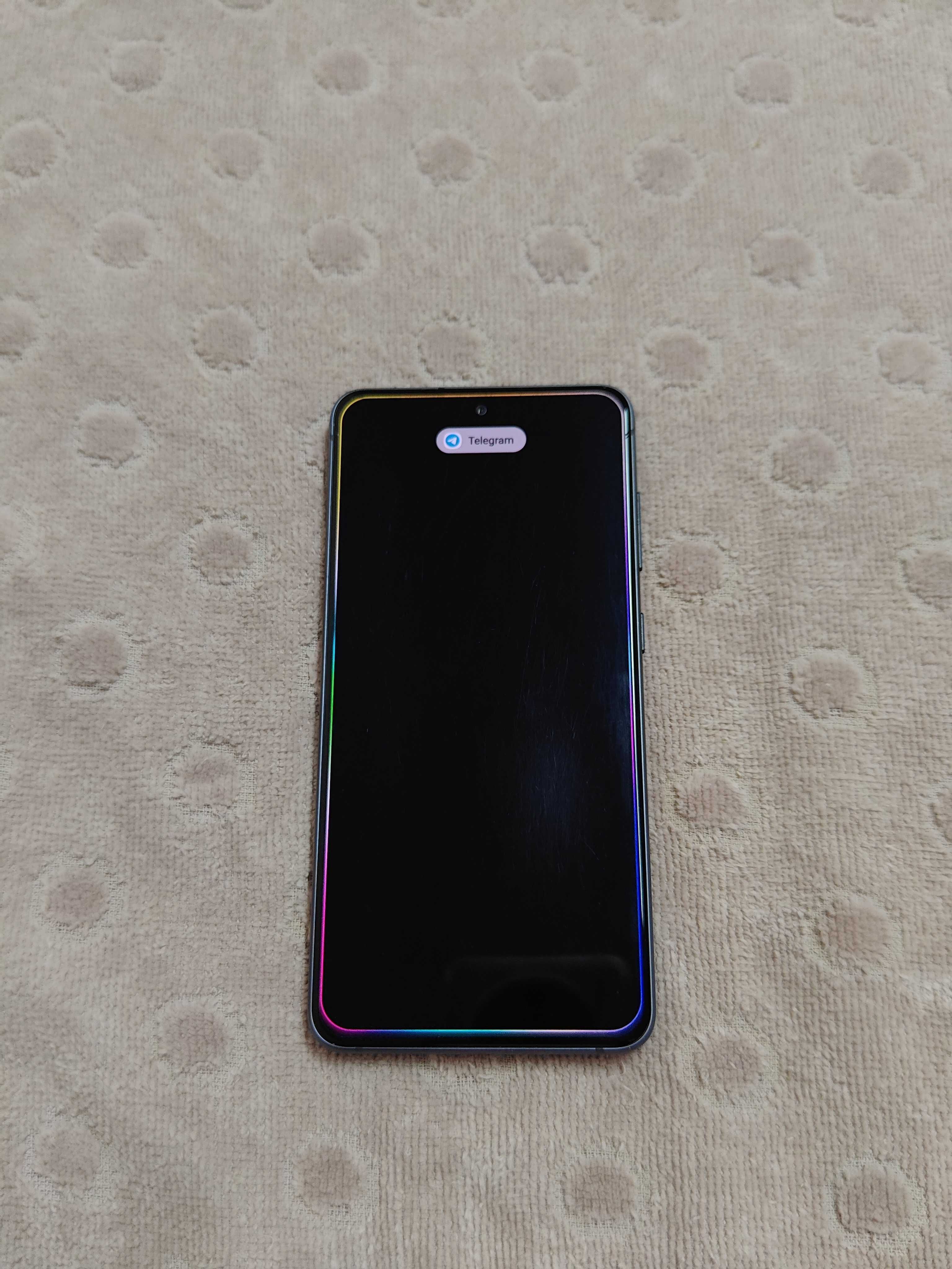 Samsung Galaxy S21 FE 5G  snapdragon888