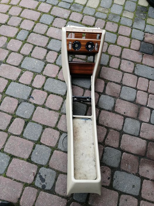 Tunel środkowy Mercedes W124 Coupe