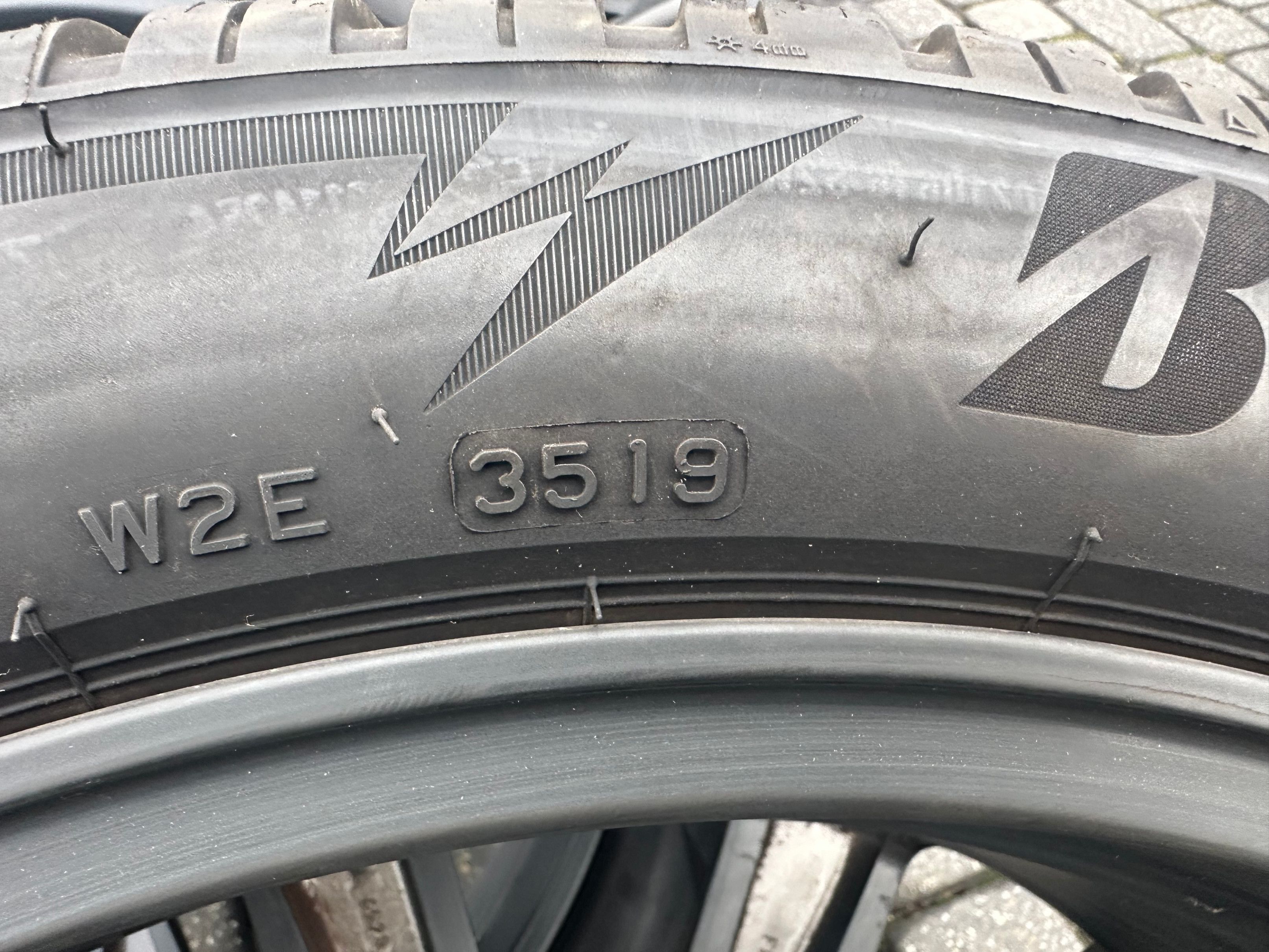 Opony Bridgestone Blizzak LM005 - 195/55/20