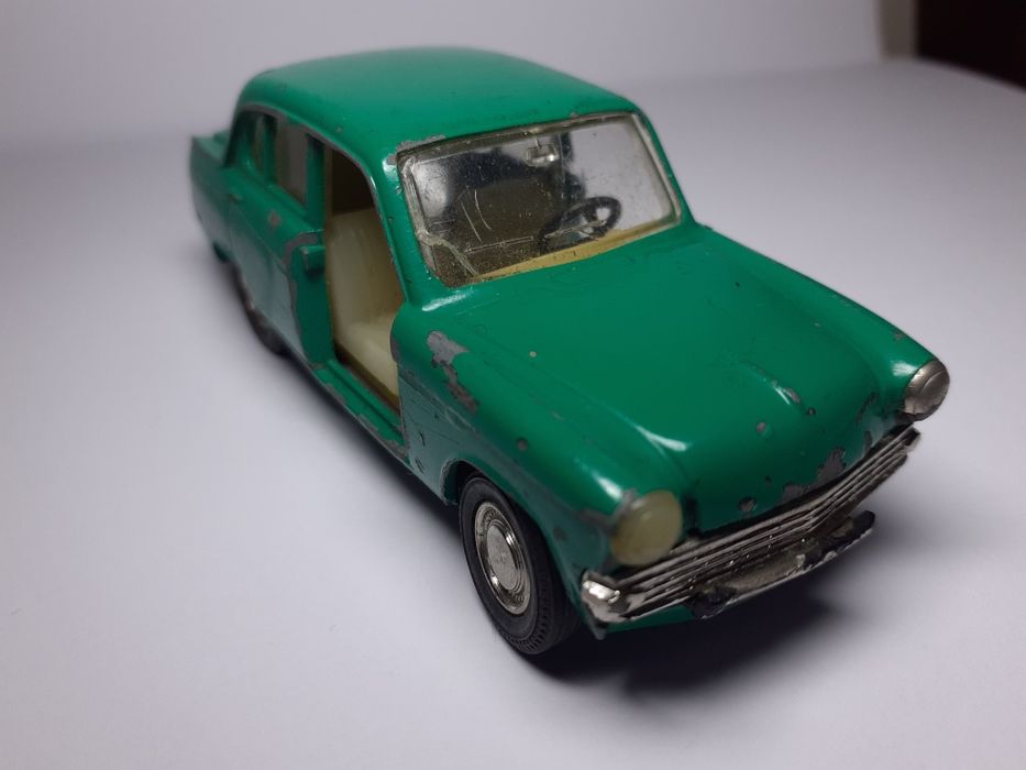 Модель Москвич 403 А7 1/43 ссср