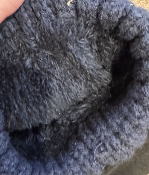 Ciepła czapka dziecięca z pomponem na misiu one size nowa