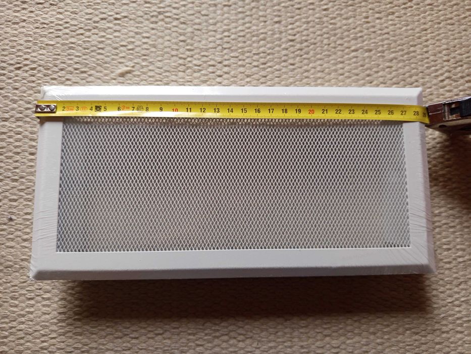 grelha para recuperador de calor ou lareira nova na embalagem