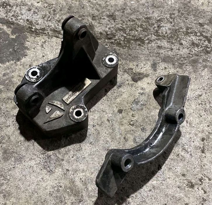 Кріплення компресора Мерседес Спринтер,611,612, 646, 647 мотор, 2,9