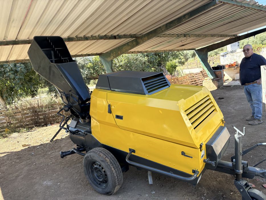 Maquina de bombar betonilha turbosol