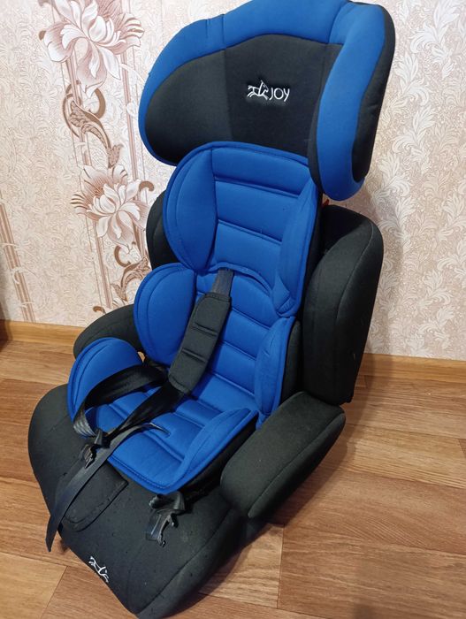 Продам дитяче автокрісло