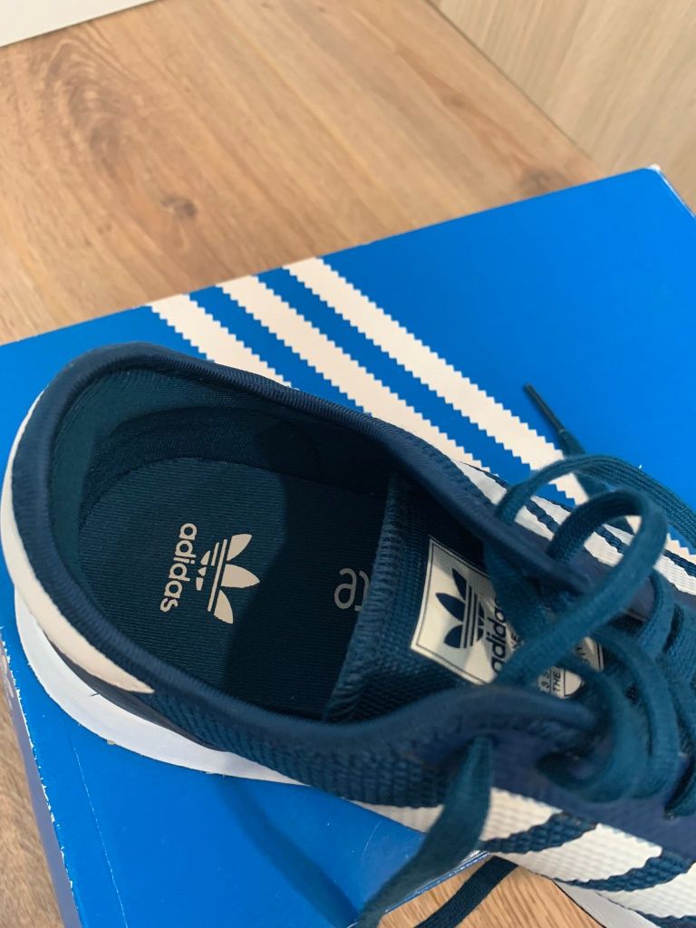 Ténis adidas Azuis