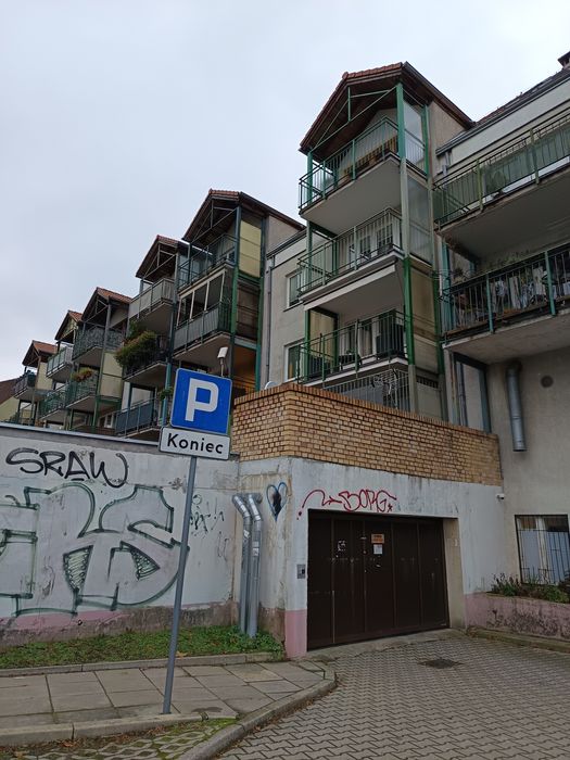 garaż murowany, w zamkniętym kompleksie `` POGODNO ul. Witkiewicza