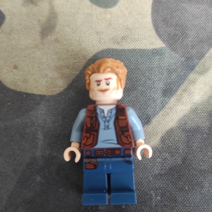 Figurka Jurassic World Owen