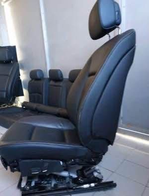 Bancos pretos bmw f11 ( carrinha