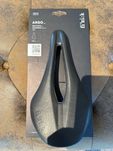 Siodełko szosowe Fizik Vento Argo 00 140mm. Nowe.