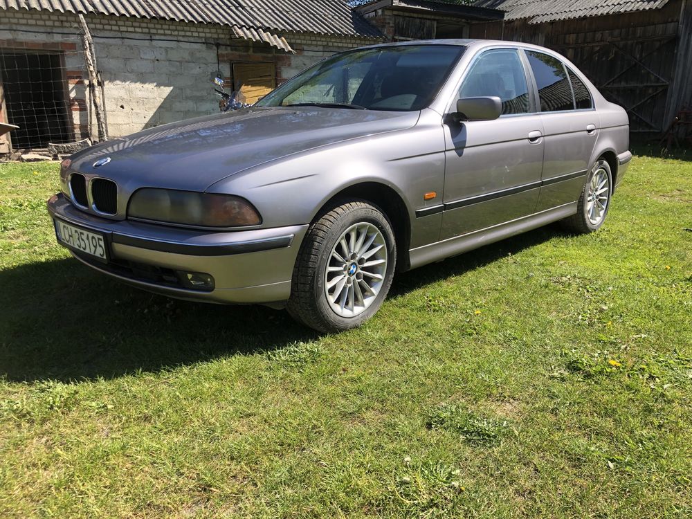 Sprzedam bmw e39. 20i. +gaz