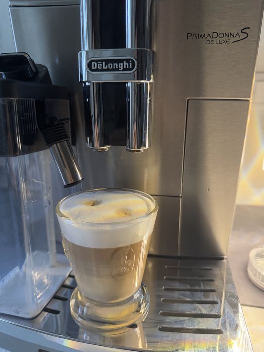 Кофемашини Delongi Prima Donna S