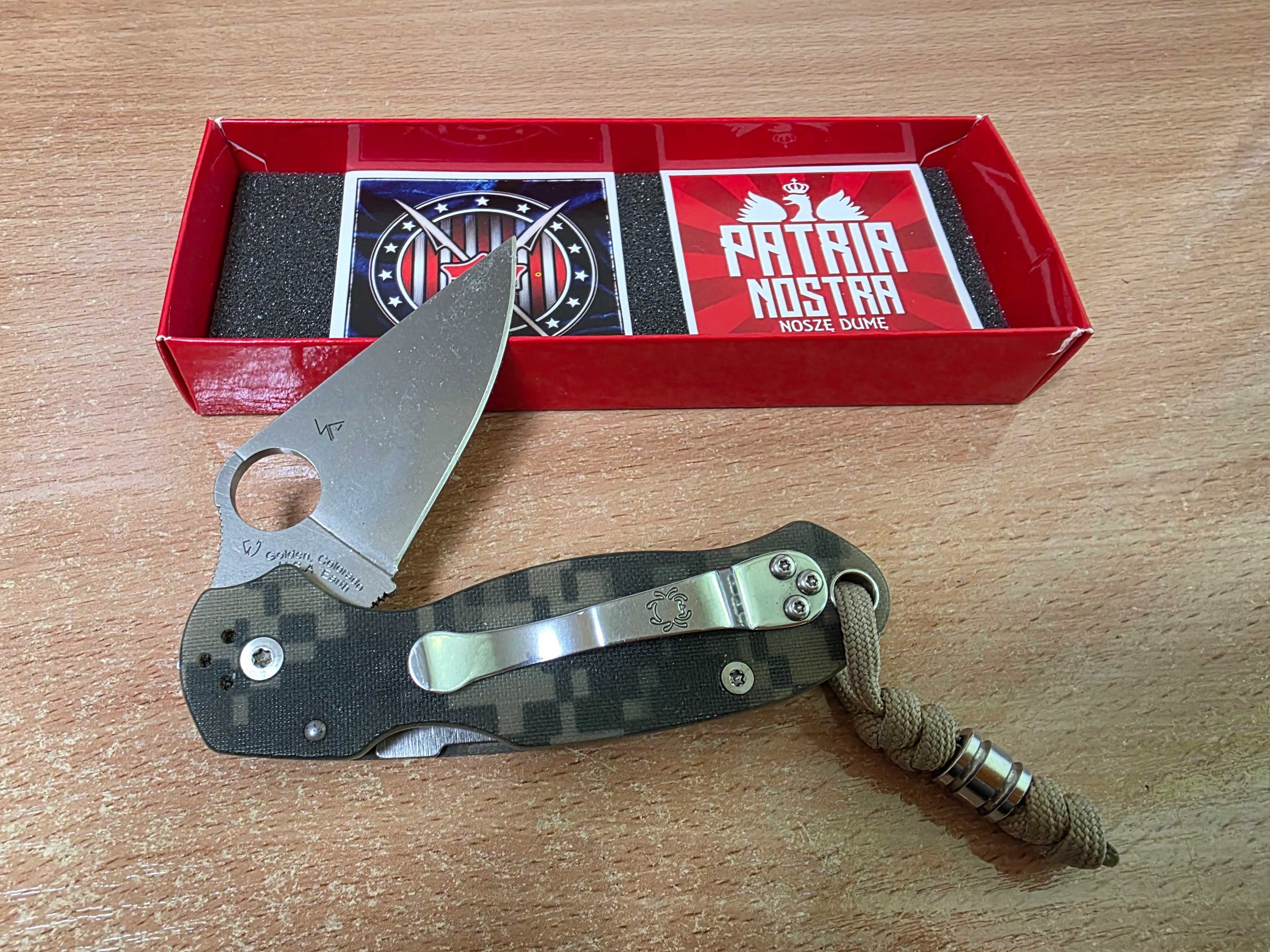 Nóż składany Spyderco Para 3 G-10 Digital Camo Plain (C223GPCMO)