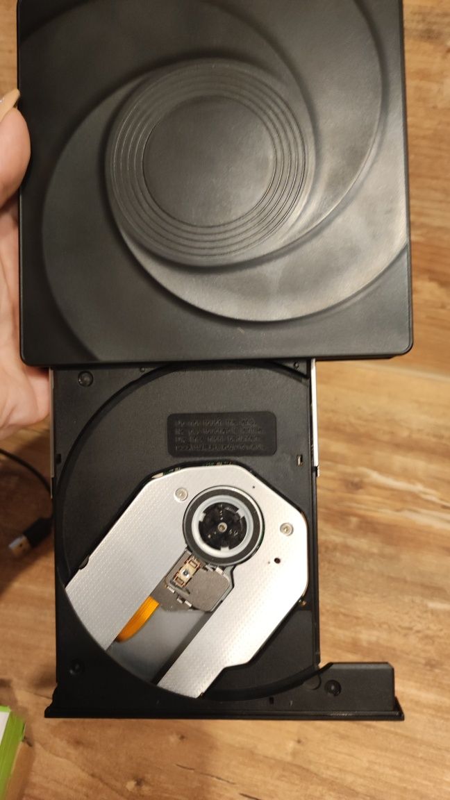Zewnętrzny napęd DVD -Rv CD