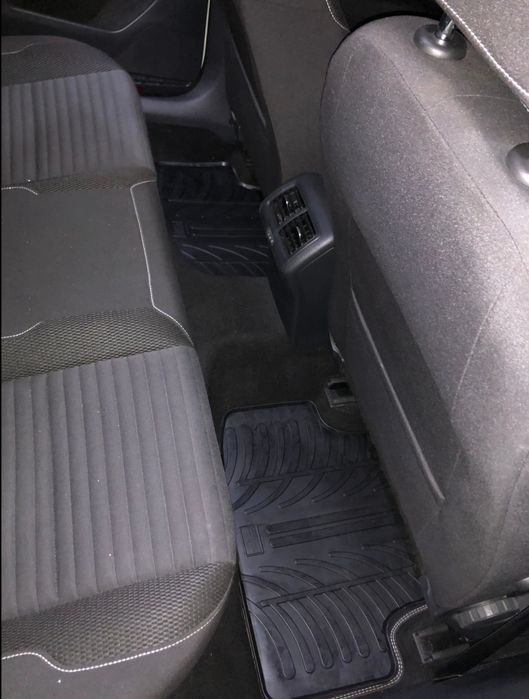 Conjunto Tapetes Borracha Vw Golf 7/8 Seat Leon 5 (Artigo Novo)