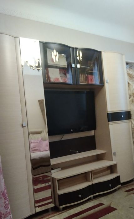 Стенка в гостинную