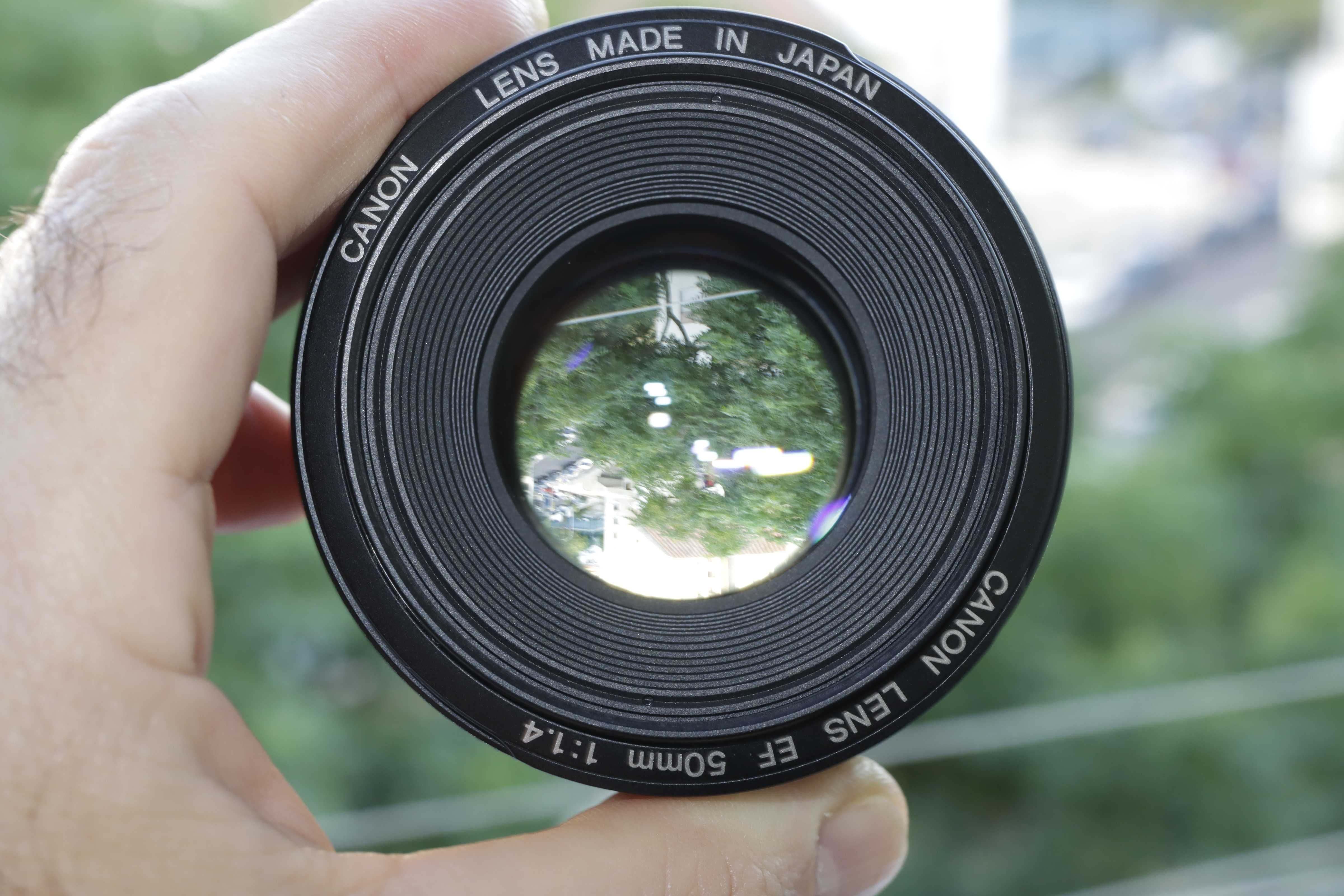 Canon EF 50mm f/1.4 USM
