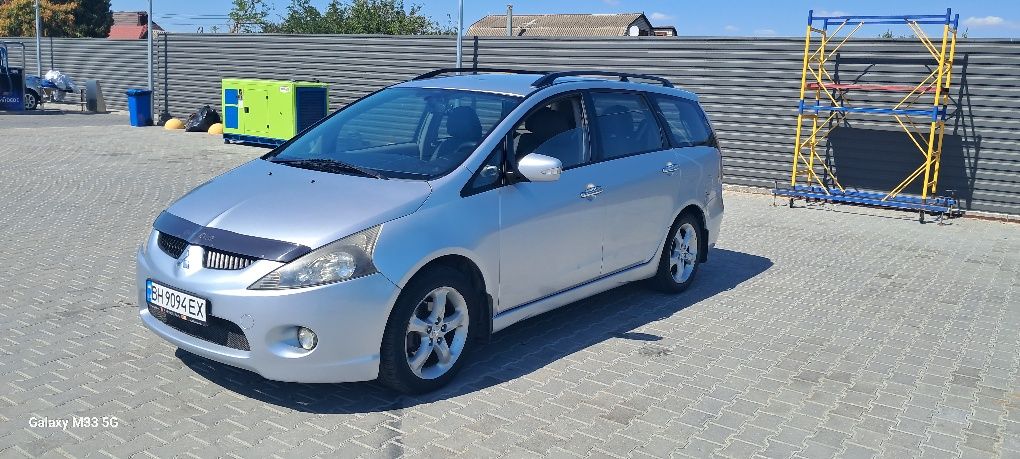 Mitsubishi-МІТСУБІСІ грандіс