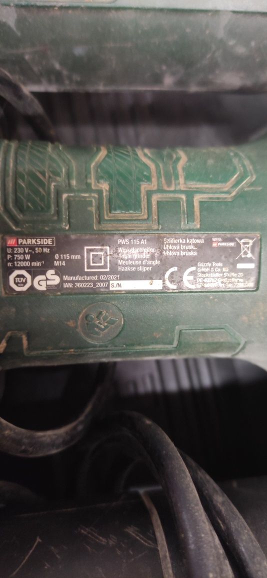 Elektronarzędzia Piła szablasta Szlifierki kątowe Uszkodzone
